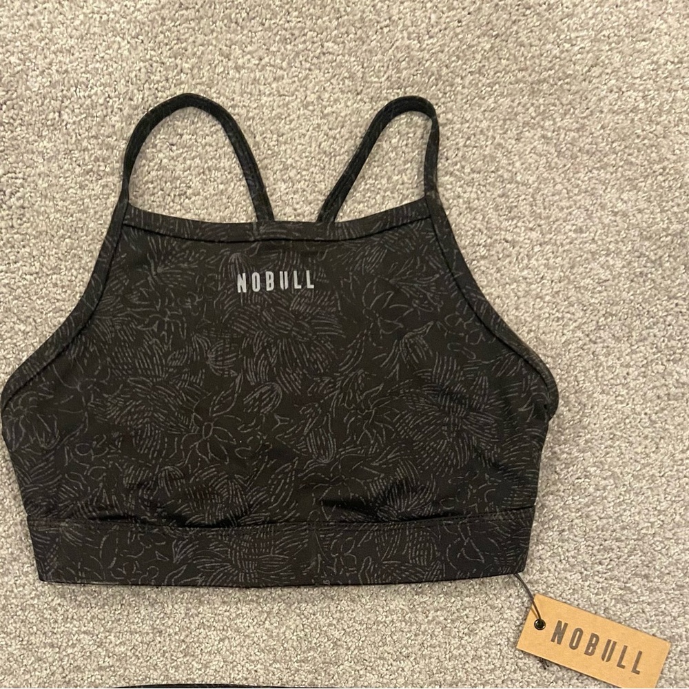 NOBULL SPORTSBRA NEVER WORN